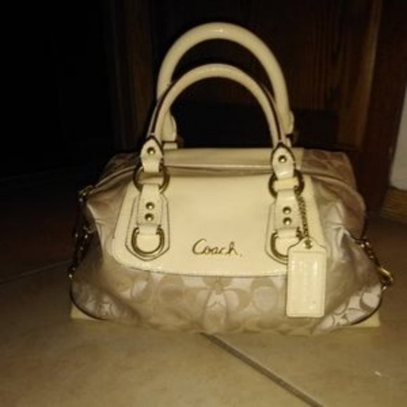 Coach Handbags - Coach purse, bag